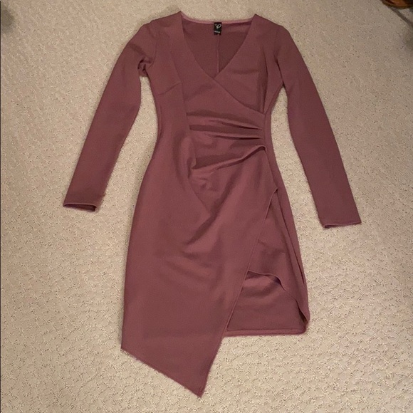 Windsor Dresses & Skirts - Mauve vneck dress